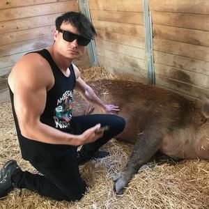 Meet your Posher, Andrew